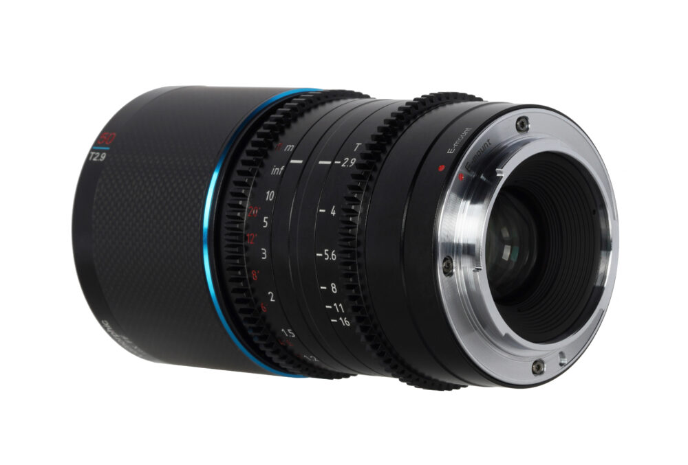 Sirui 50mm T2.9 Blue Flare 1.6X FF Anamorphic DL Mount (Carbon Fiber) - Image 3