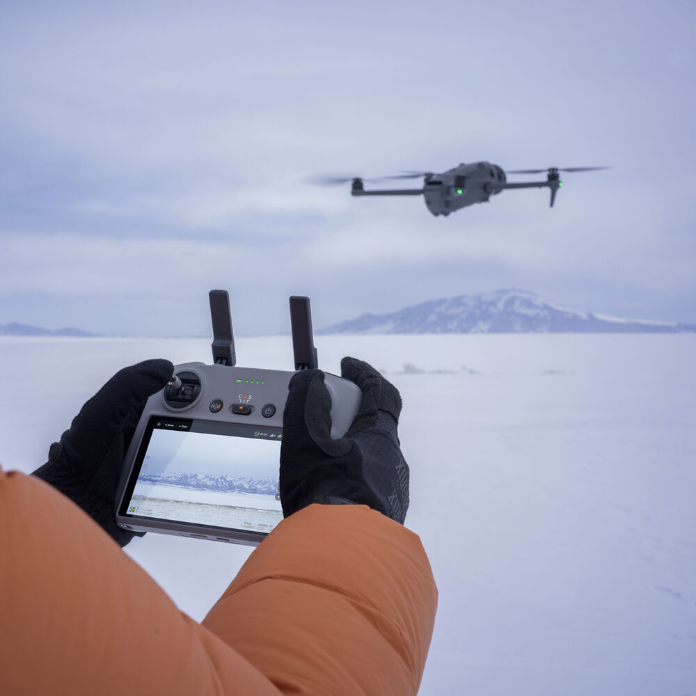 DJI Mavic 4 Pro Drone - Image 7