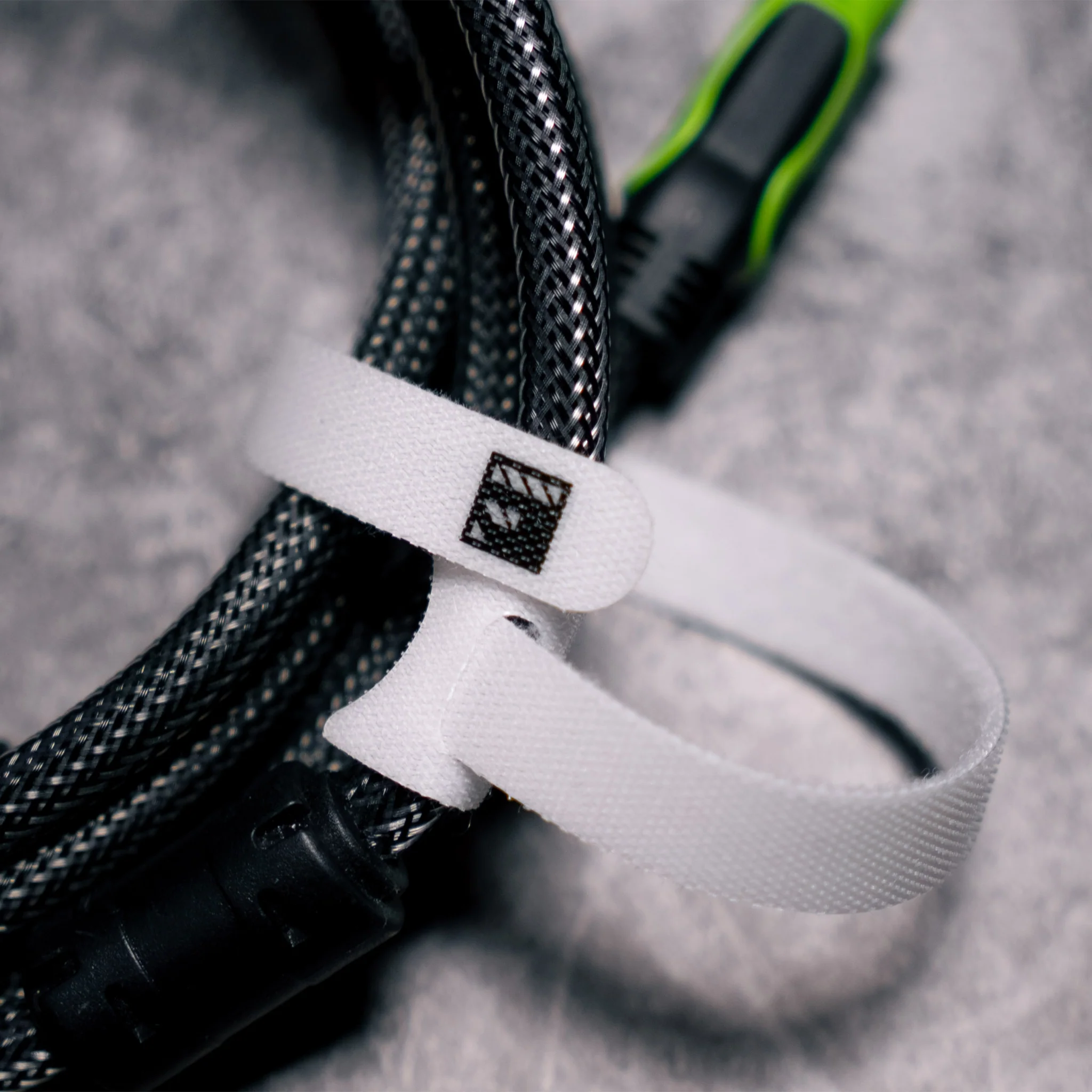 Filmsticks Reusable Hook and Loop Cable Ties – 105 Pieces, 15 cm, 7 Colors - Image 12