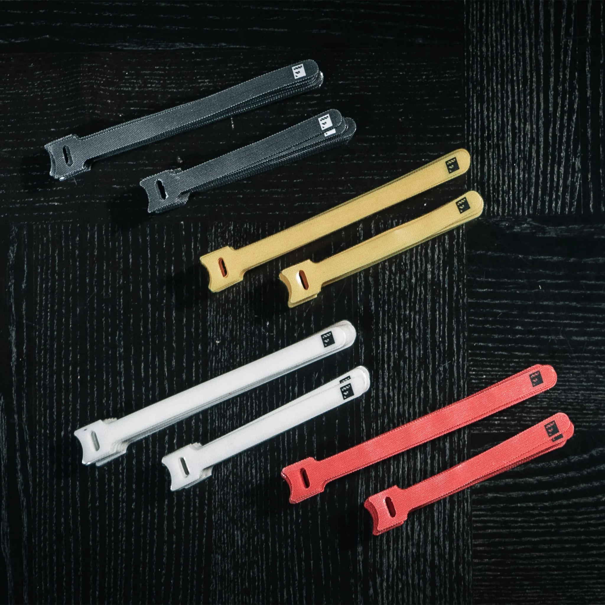 Filmsticks Reusable Hook and Loop Cable Ties – 105 Pieces, 15 cm, 7 Colors - Image 11