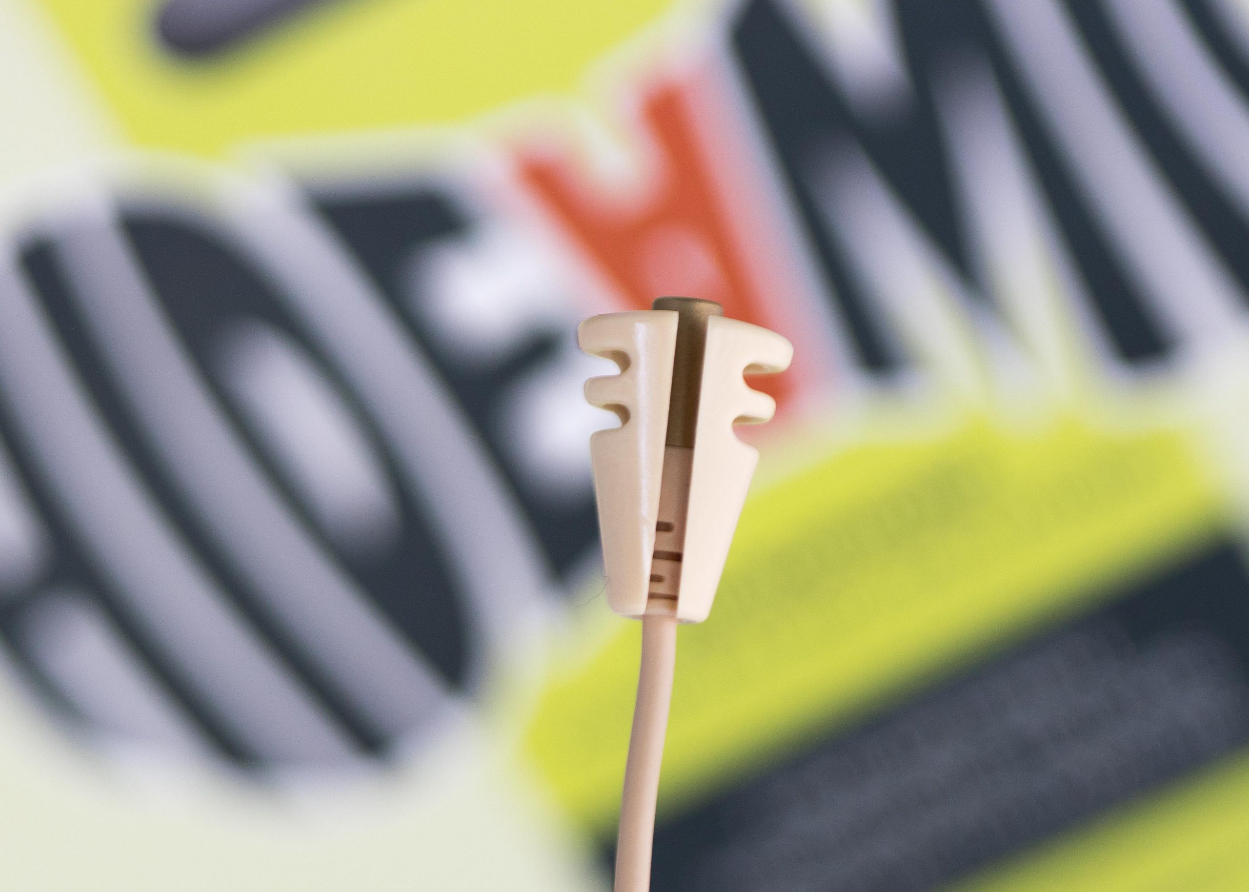 Hide-a-mic 4 different holder set for DPA6060/6061 & Sennheiser MKE1 - Transparent - immagine 5