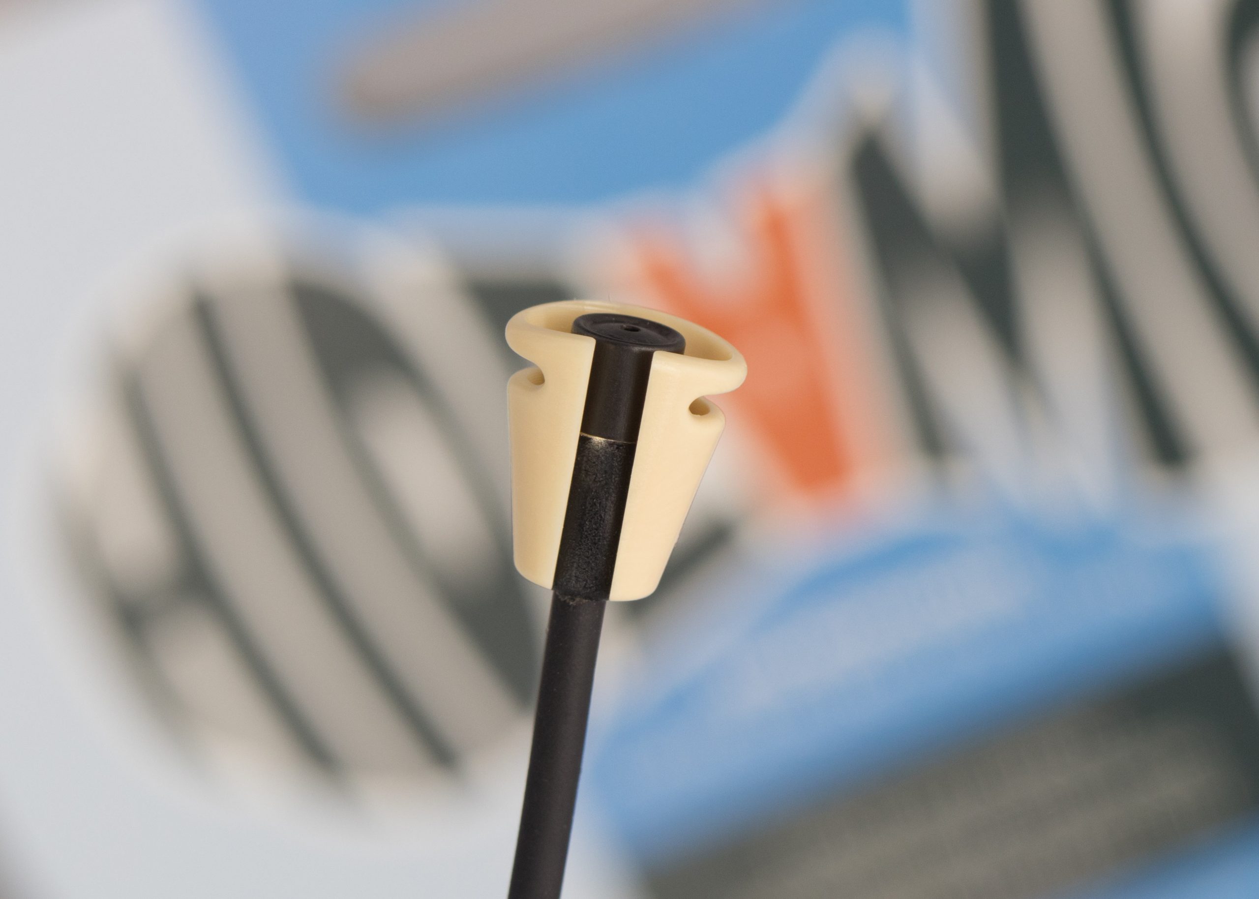 Hide-a-mic T-Shirt holder for Sennheiser MKE2 - Image 4