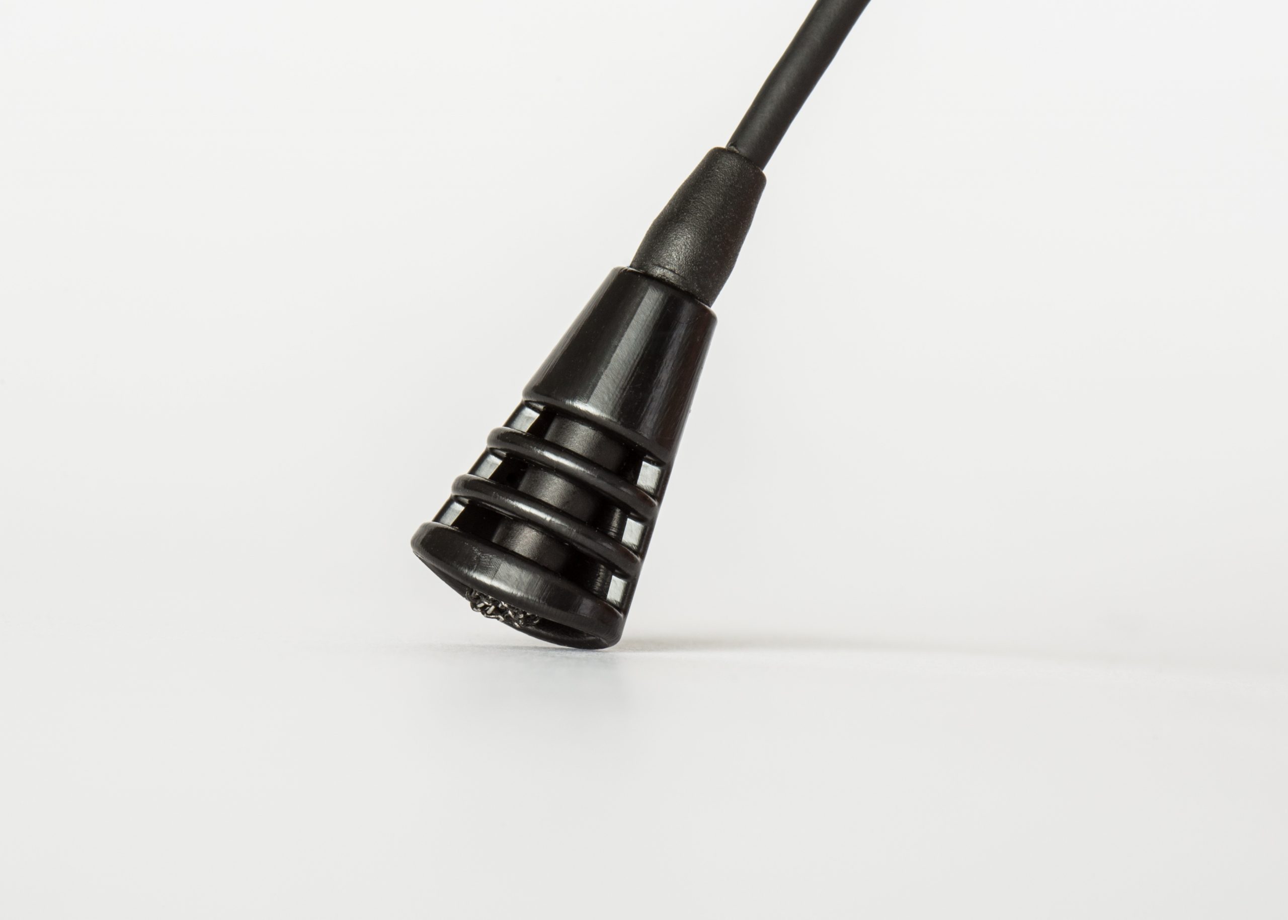 Hide-a-mic T-Shirt holder for Sanken COS11 - Image 4