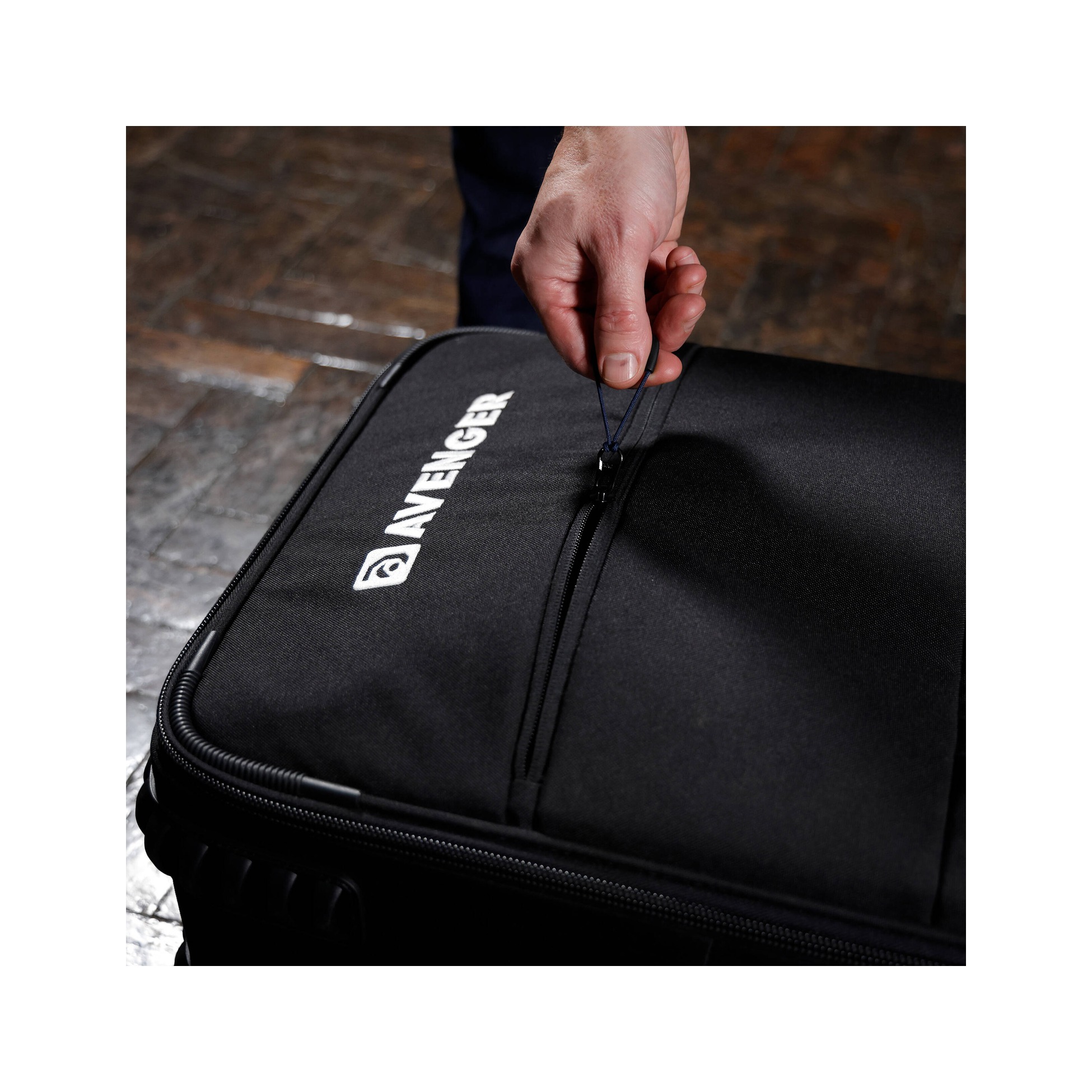 Avenger Triple C-Stand Roller Case