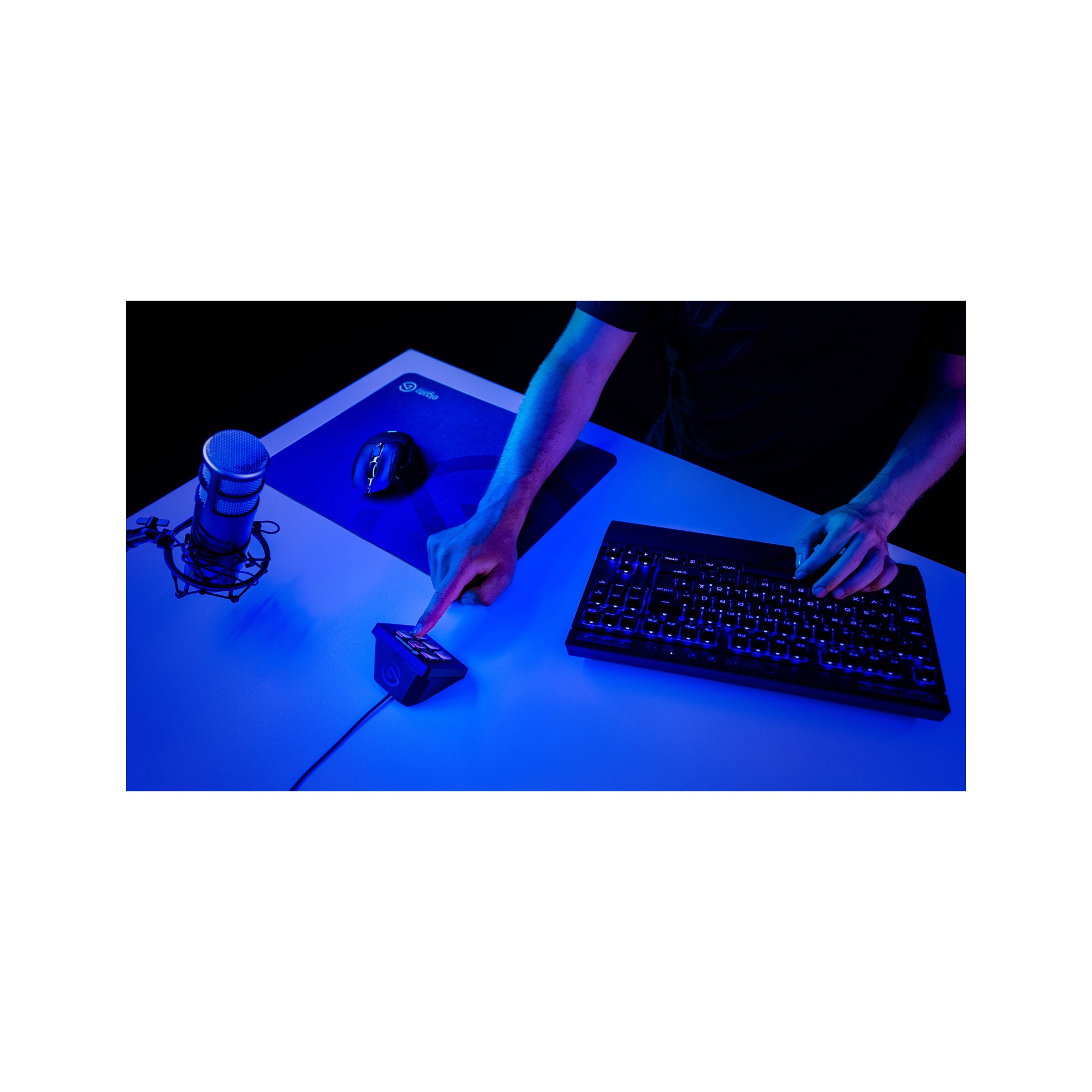 Elgato Stream Deck Mini – 6 Fully Customizable LCD Keys