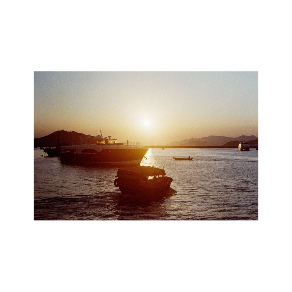 Lomography LomoChrome Color ’92 Sunkissed 35 mm ISO 400