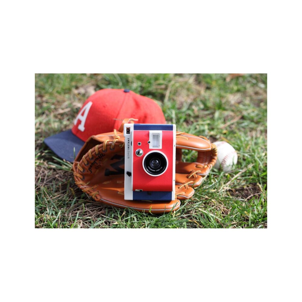 Lomography Lomo'Instant Camera & 3 Lenses (Boston Edition)