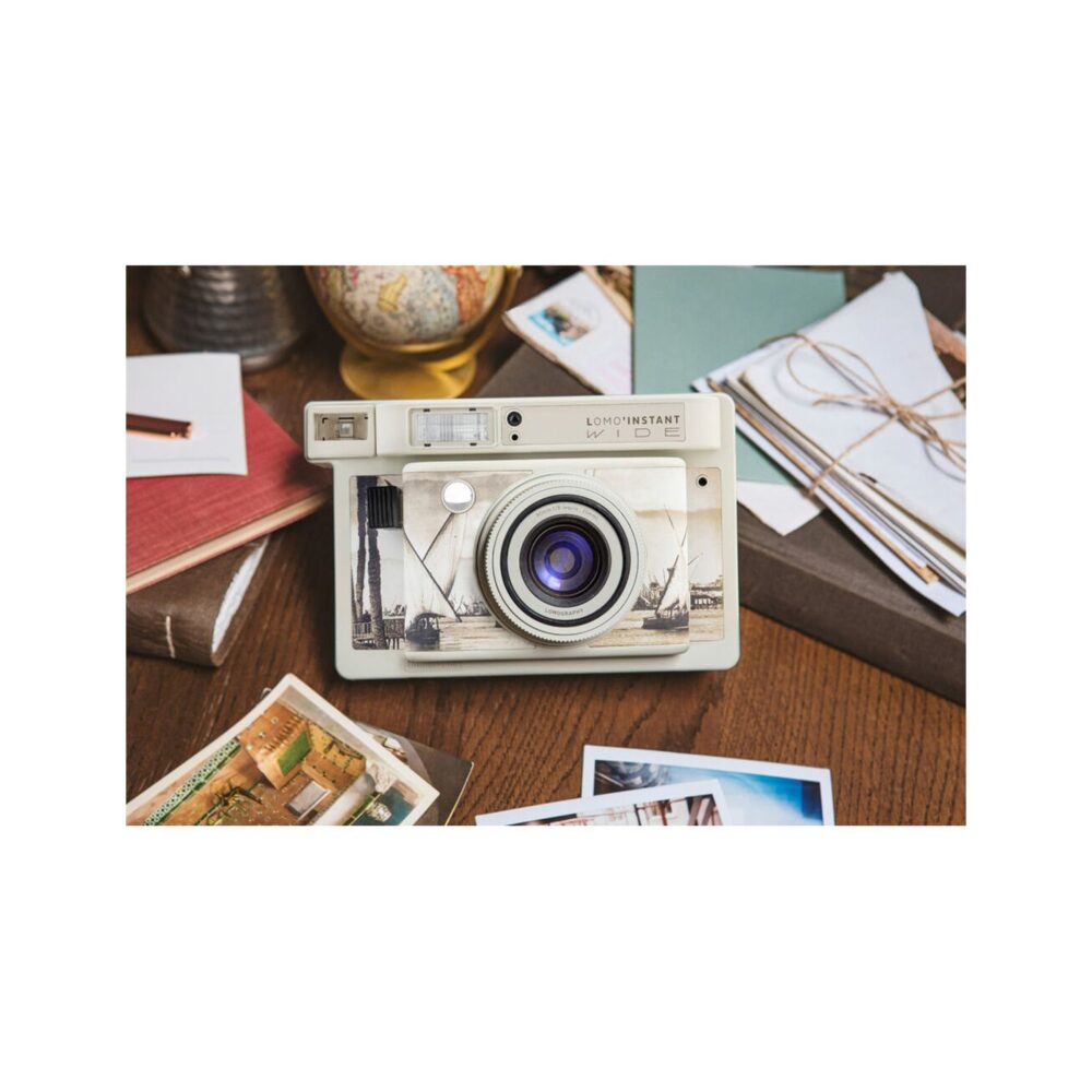 Lomography Lomo'Instant Wide el Nil Camera and Lenses