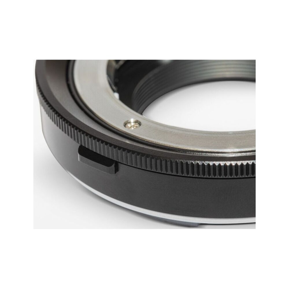 Lomography M-Mount Lens Adapter with Close-up Function for Canon R Lens