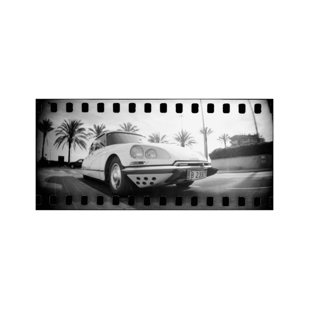 Lomography Sprocket Rocket 35mm Film Camera - Coconut White