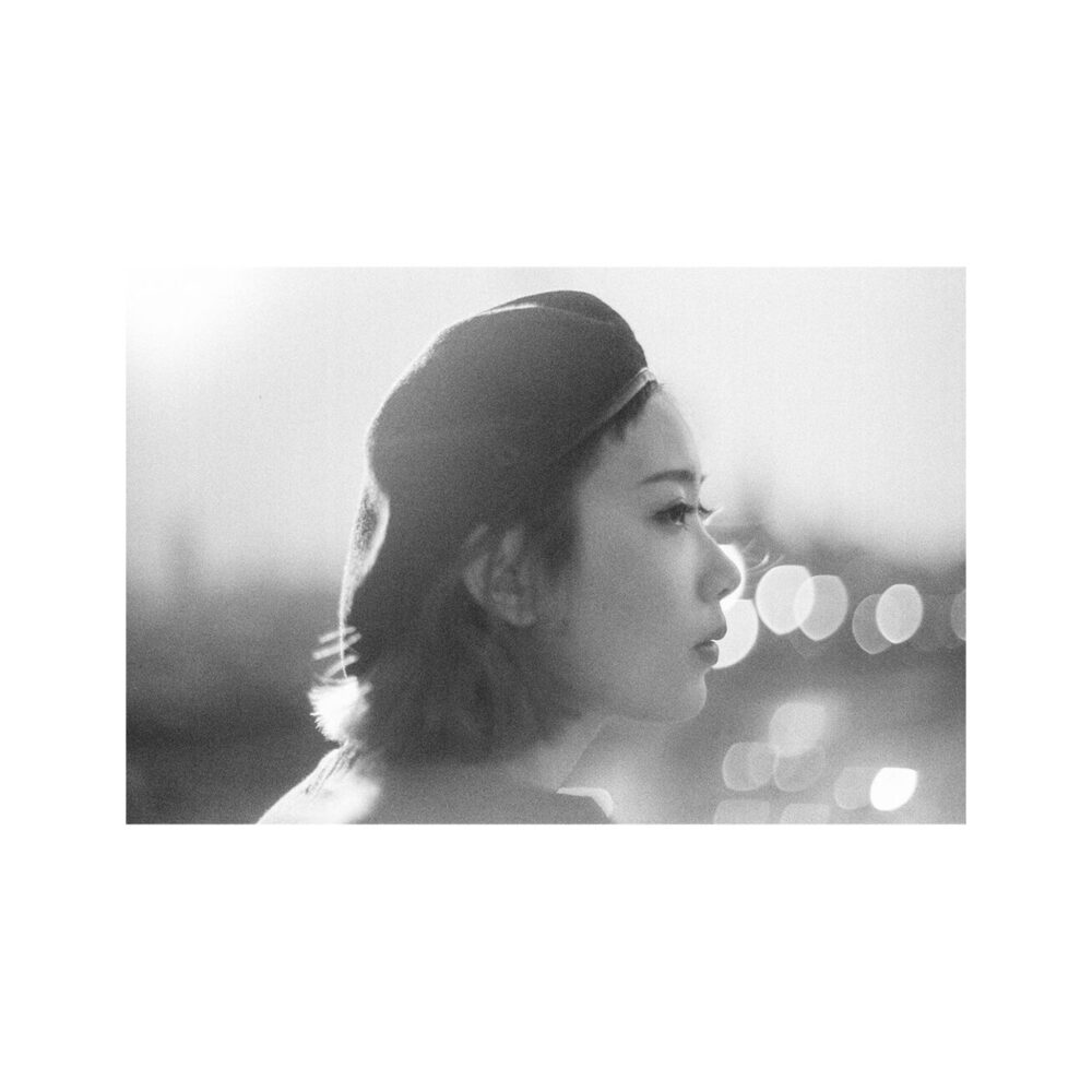 Simple Use Film Camera Black and White 400/27