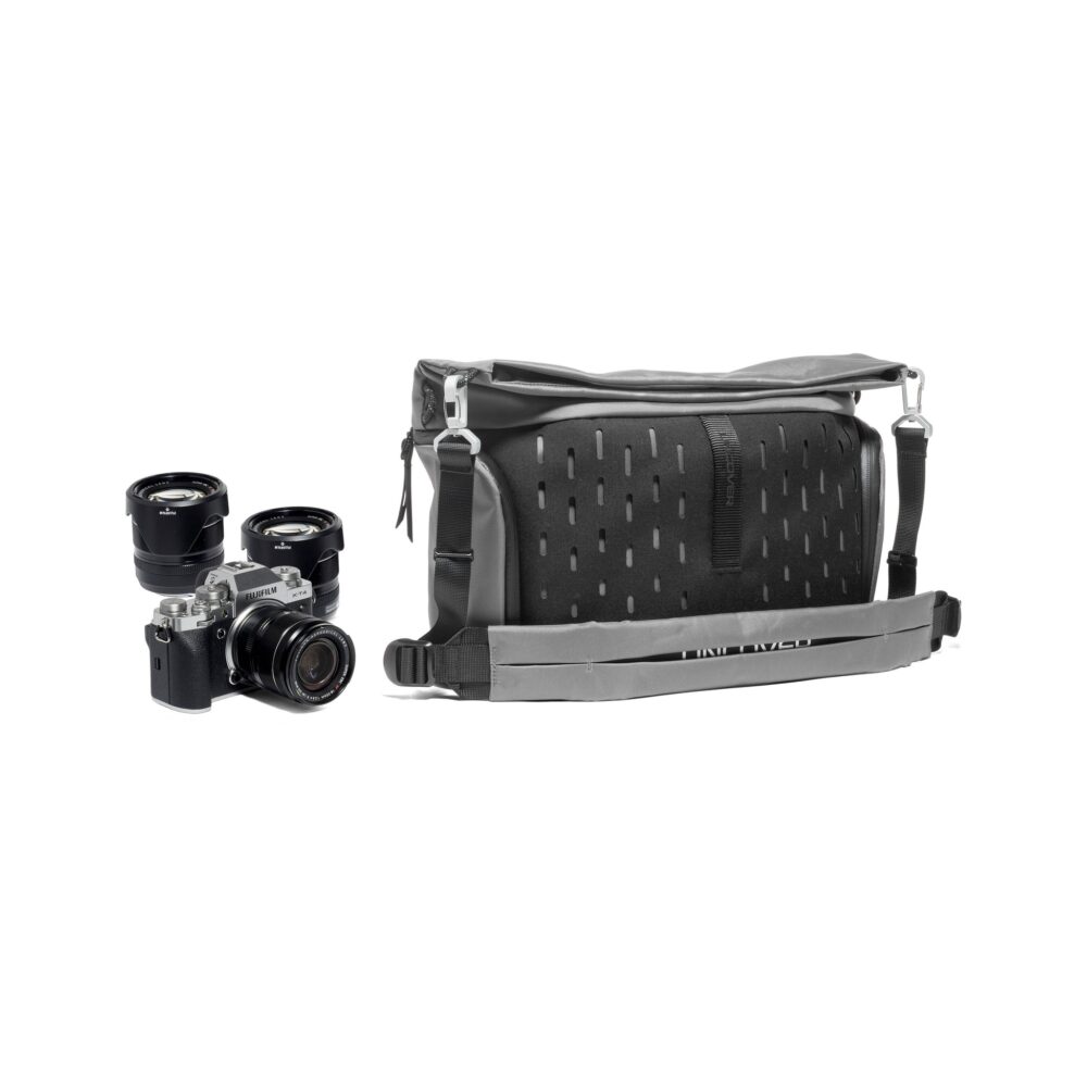 Manfrotto Uncover Messenger Bag (Black, 12L)