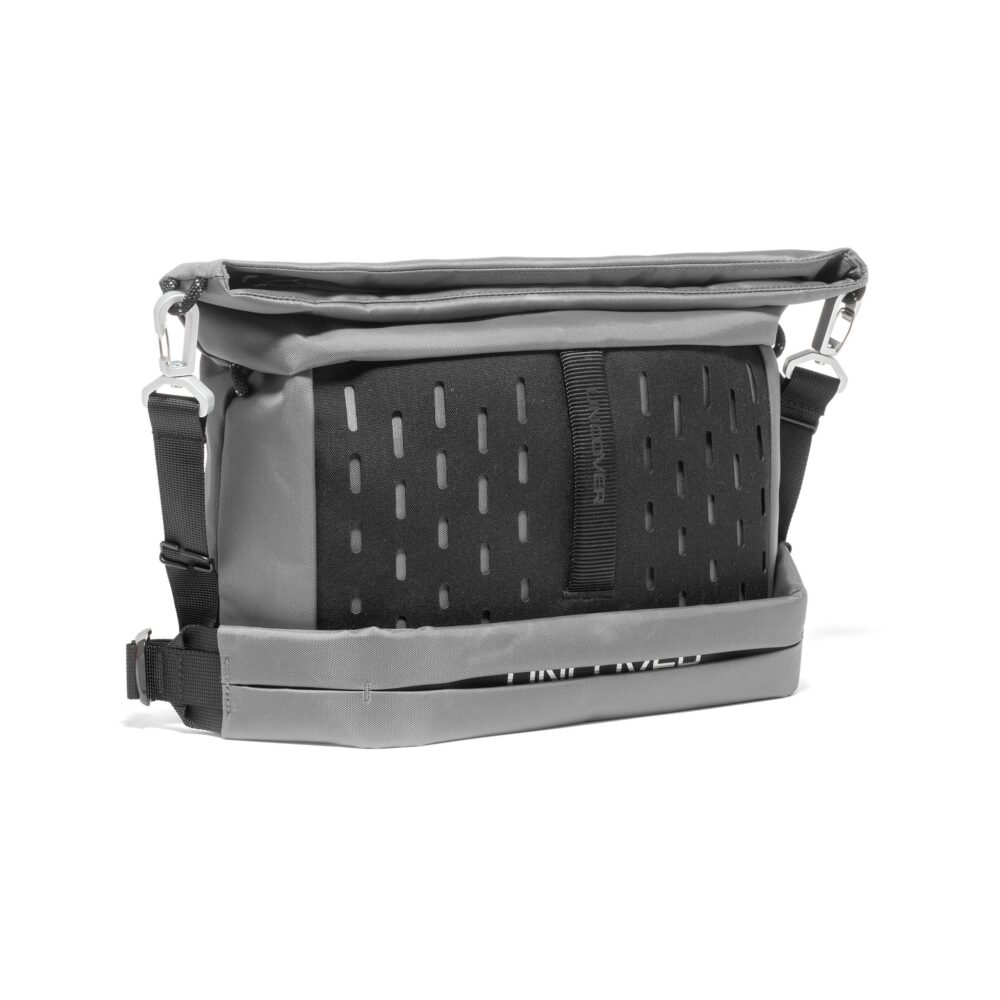 Manfrotto Uncover Messenger Bag (Black, 7L)