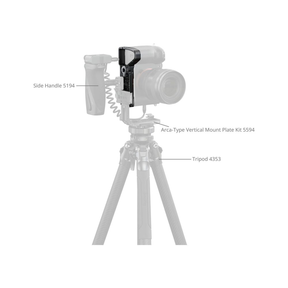 SmallRig 6033 Baseplate with AirTag Slot for Sony a7 V / a7R V / a7 IV / a7R IV / a7S III / a1