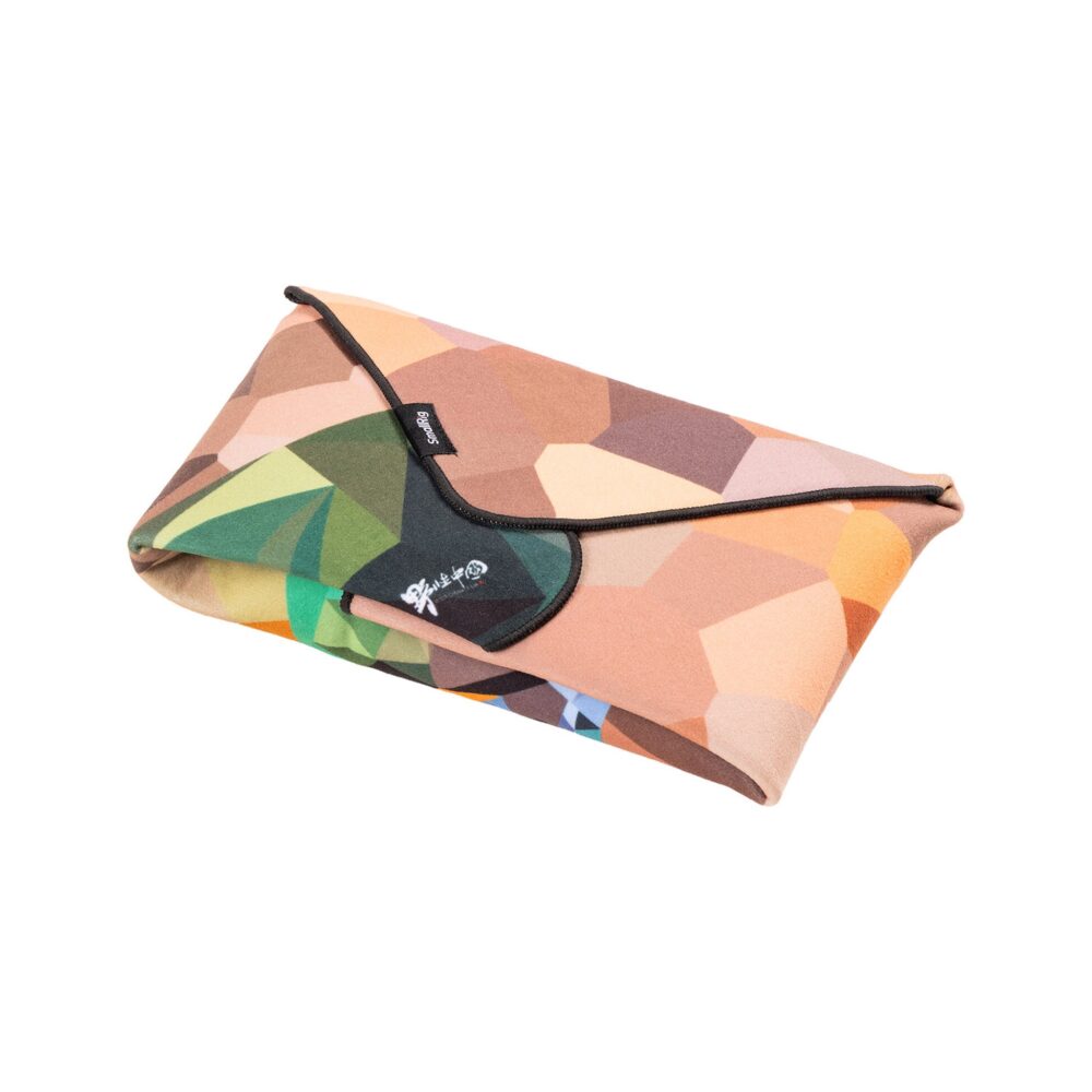SmallRig 6040 Wild China Film Series Camera Wrap – Green Peafowl Pattern