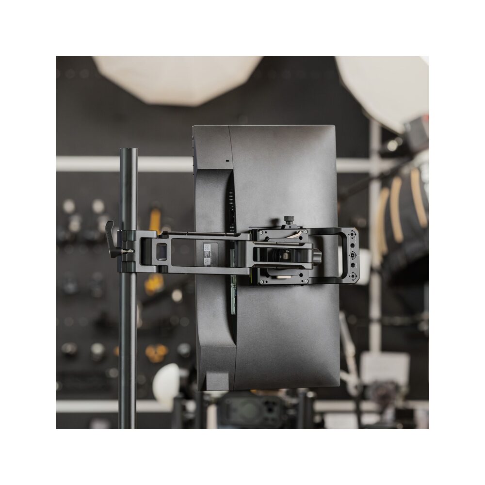 SmallRig 6257 VESA Monitor Mounting Kit for Camera Cart