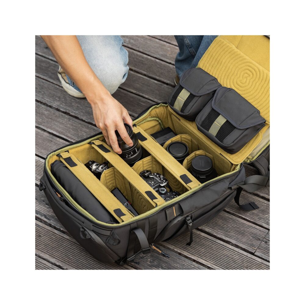 SmallRig 6521 Professional Outdoor Backpack (Black, 25L)