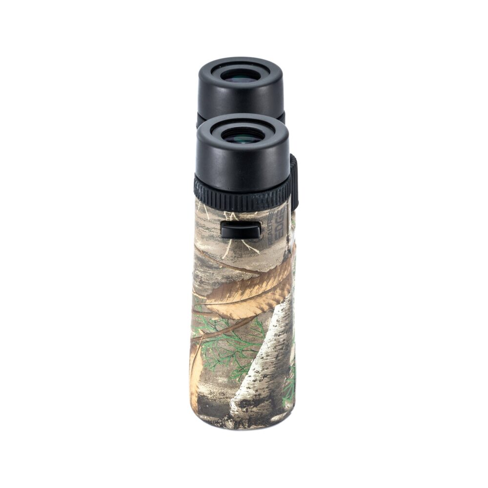 Vanguard 10x42 Vesta Binoculars - RealTree Edge Camo
