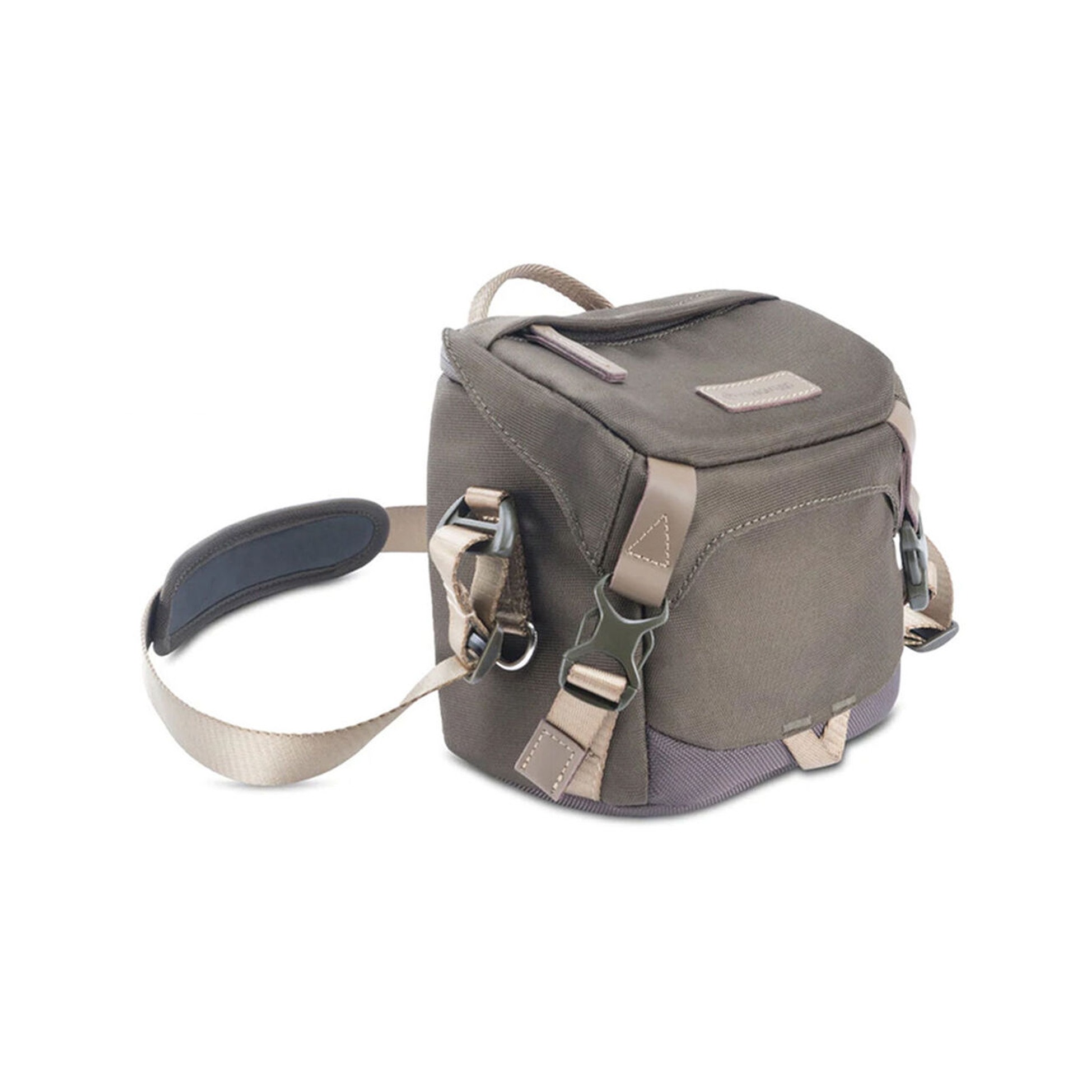 Vanguard VEO Go 15 BK Camera Shoulder Bag