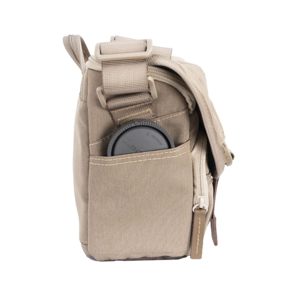 Vanguard VEO RANGE 21M Messenger Camera Bag (Tan, Small)
