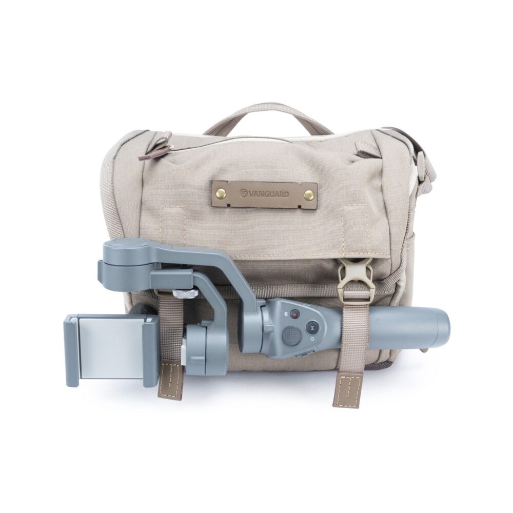 Vanguard VEO RANGE 21M Messenger Camera Bag (Tan, Small)
