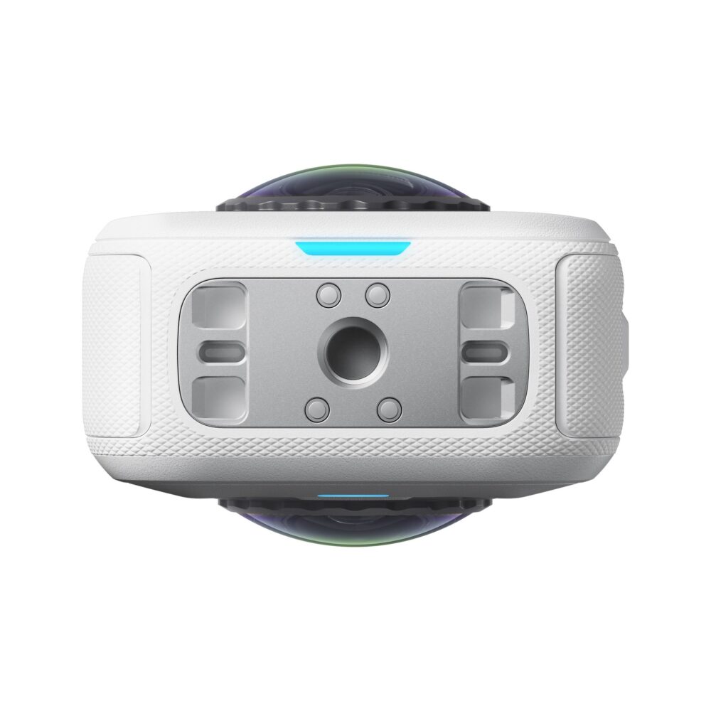 Insta360 X6 360° 8K Camera Essentials Bundle - Arctic White
