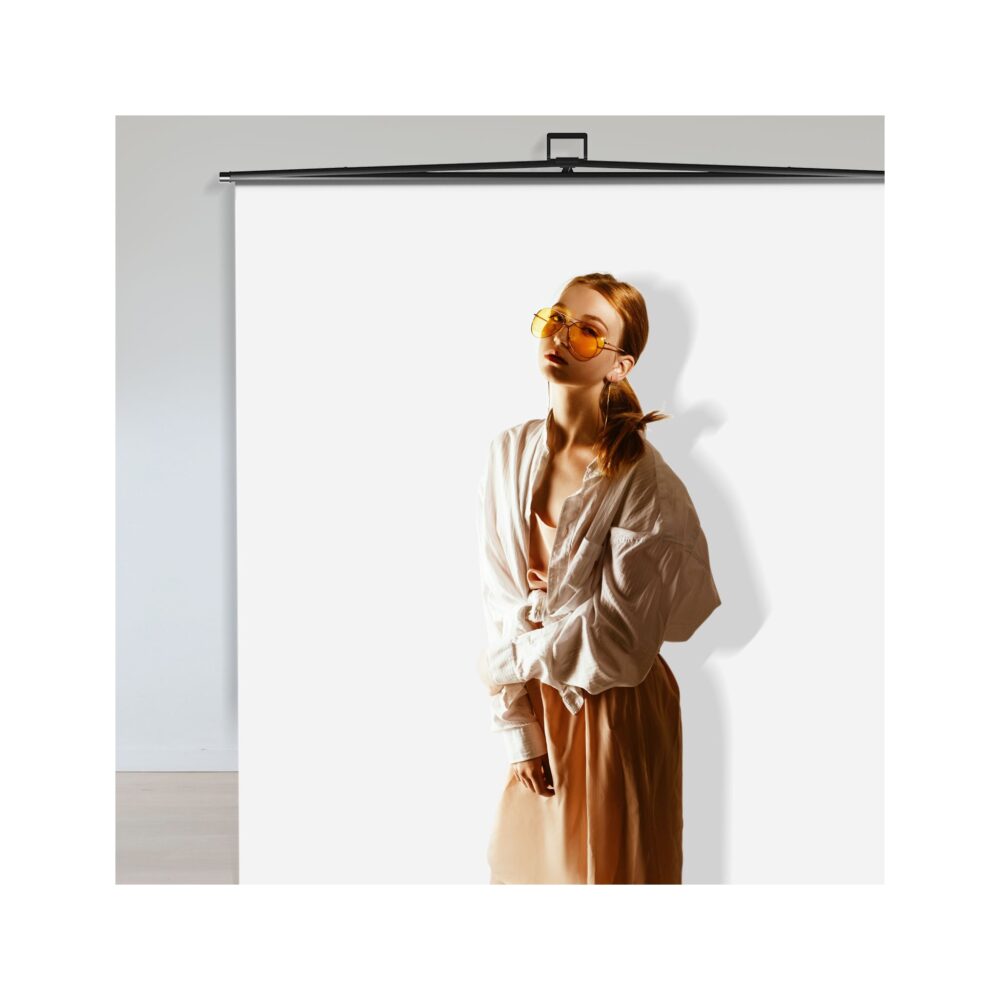 RAUBAY 5′ x 6.9′ Collapsible White Screen