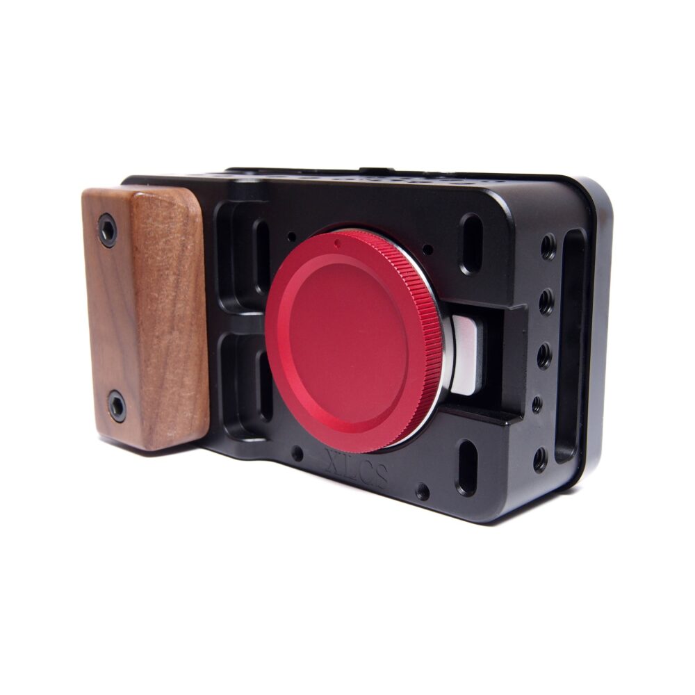 XLCS Designs Locking Body Cap for Micro Four Thirds Cameras (Red)